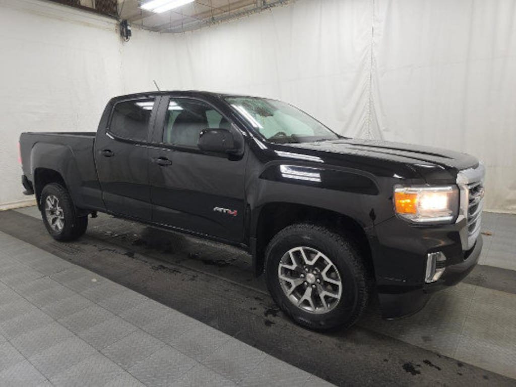 Used 2022 GMC Canyon 4WD AT4 w/Cloth Truck Crew Cab