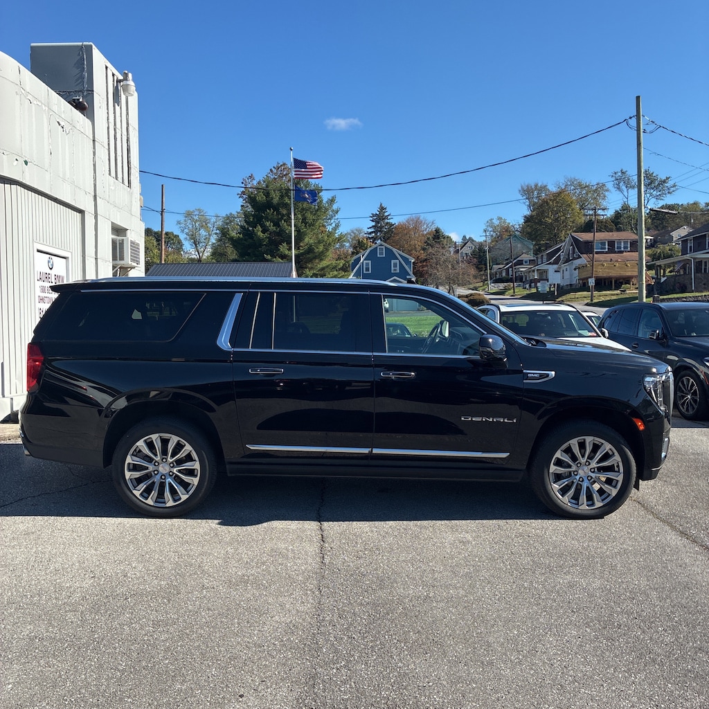 Used 2022 GMC Yukon XL Denali SUV