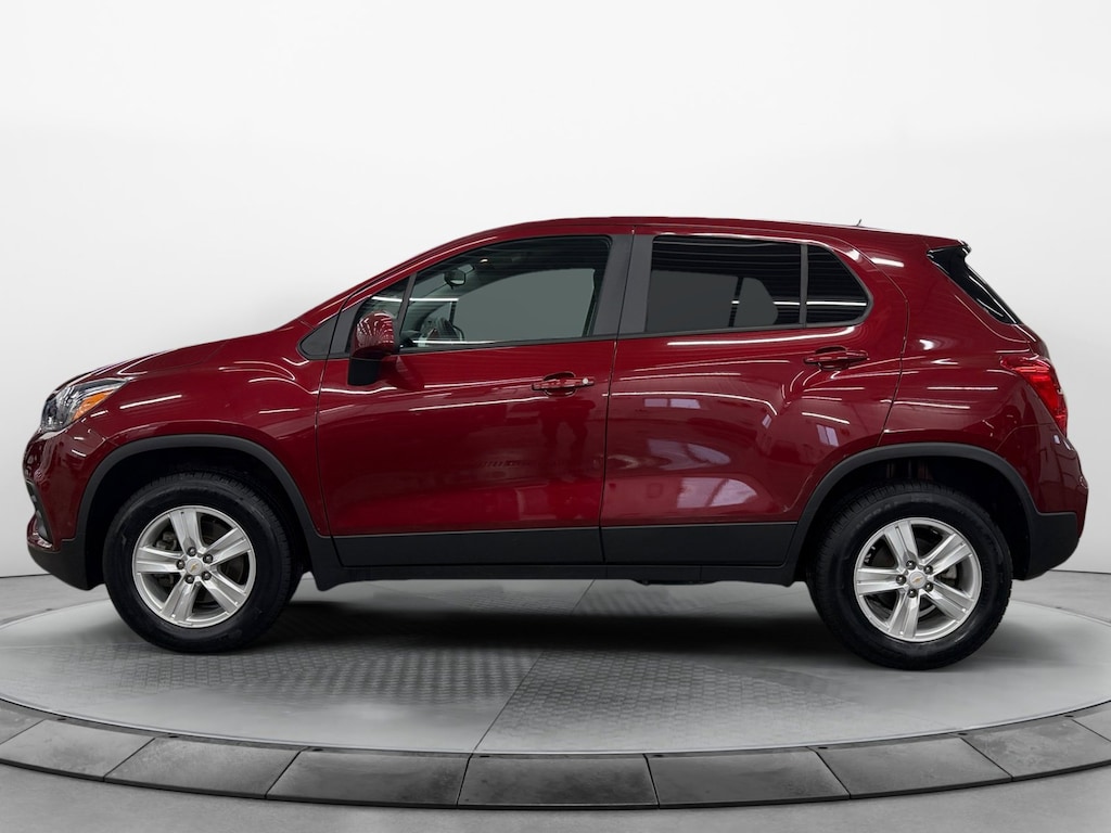 Used 2021 Chevrolet Trax LS SUV