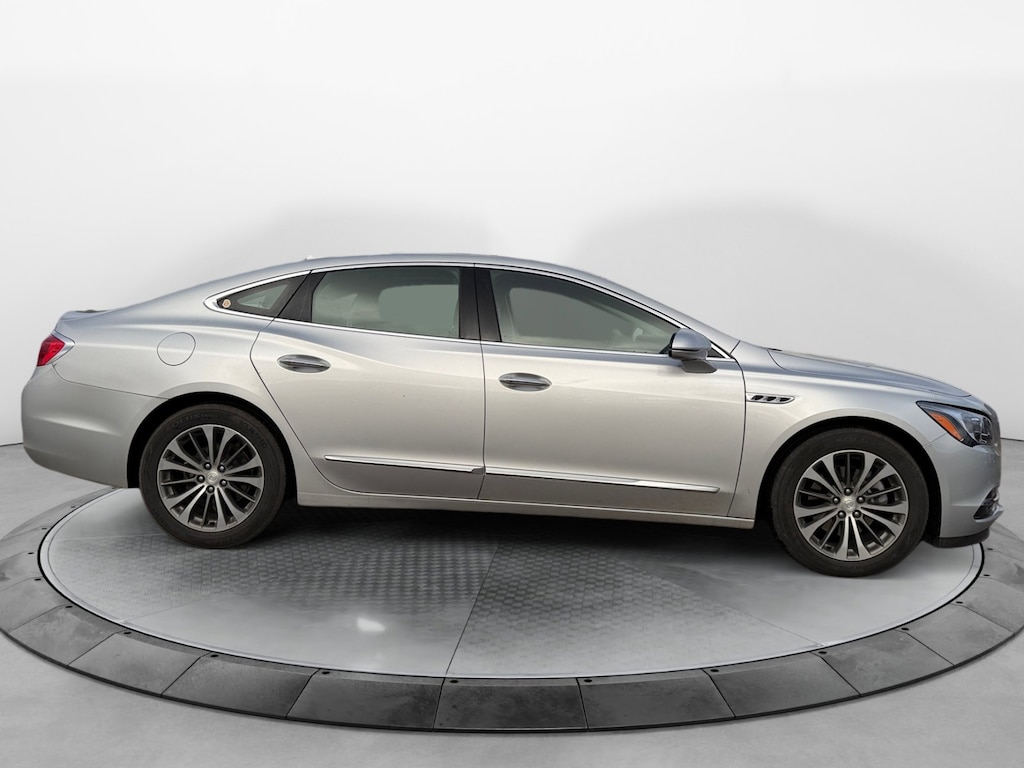 Used 2019 Buick Lacrosse Essence Sedan