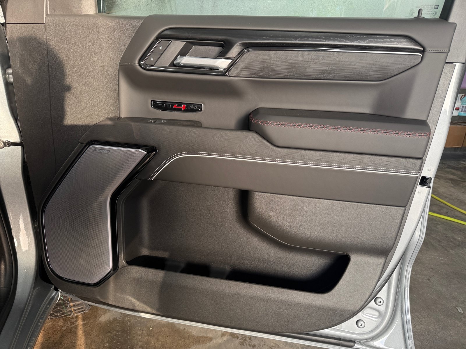 2026 GMC Sierra 1500 AT4X - Photo 28