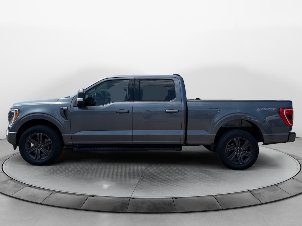 Used 2023 Ford F-150 XLT 4WD SuperCrew 5.5 Box Truck SuperCrew Cab