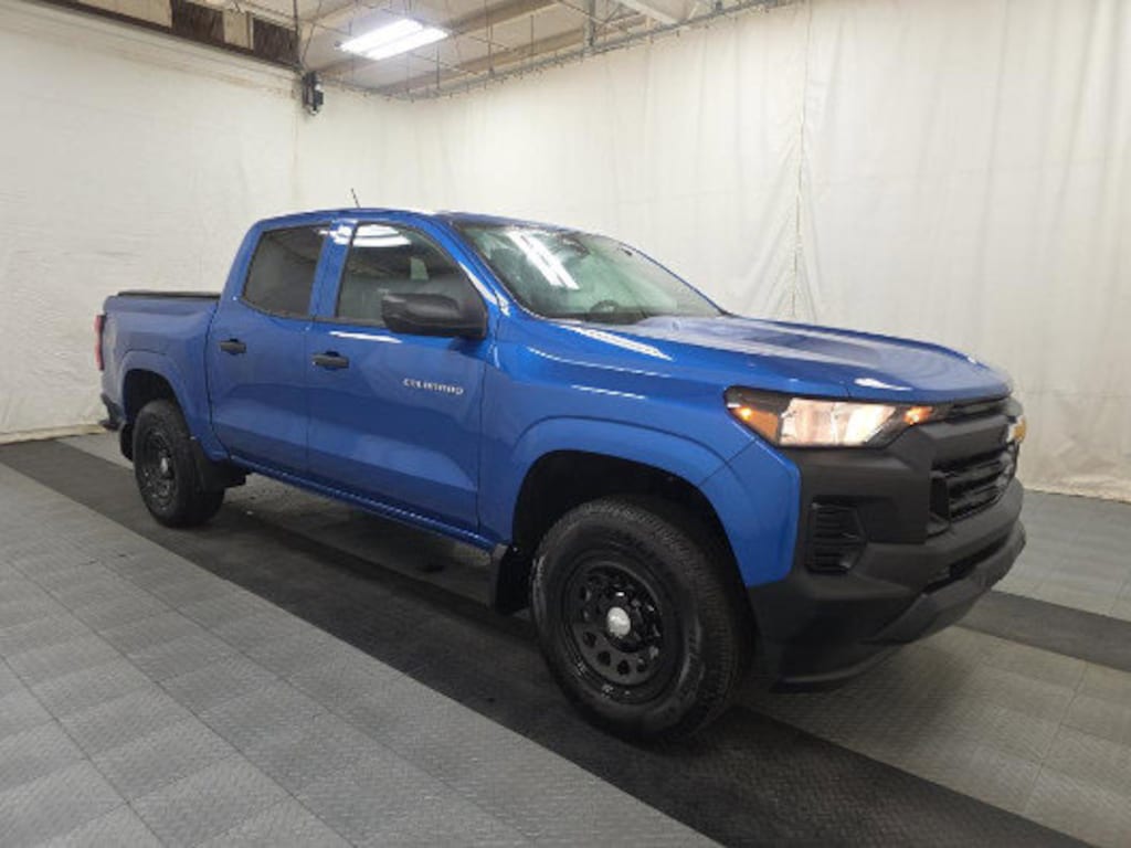 Used 2024 Chevrolet Colorado 4WD Work Truck Truck Crew Cab