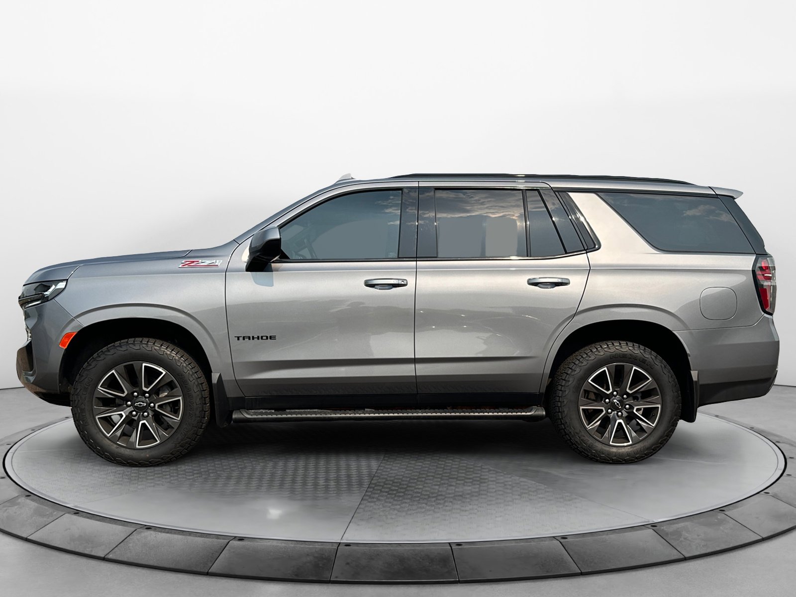 2022 Chevrolet Tahoe Z71 photo 3