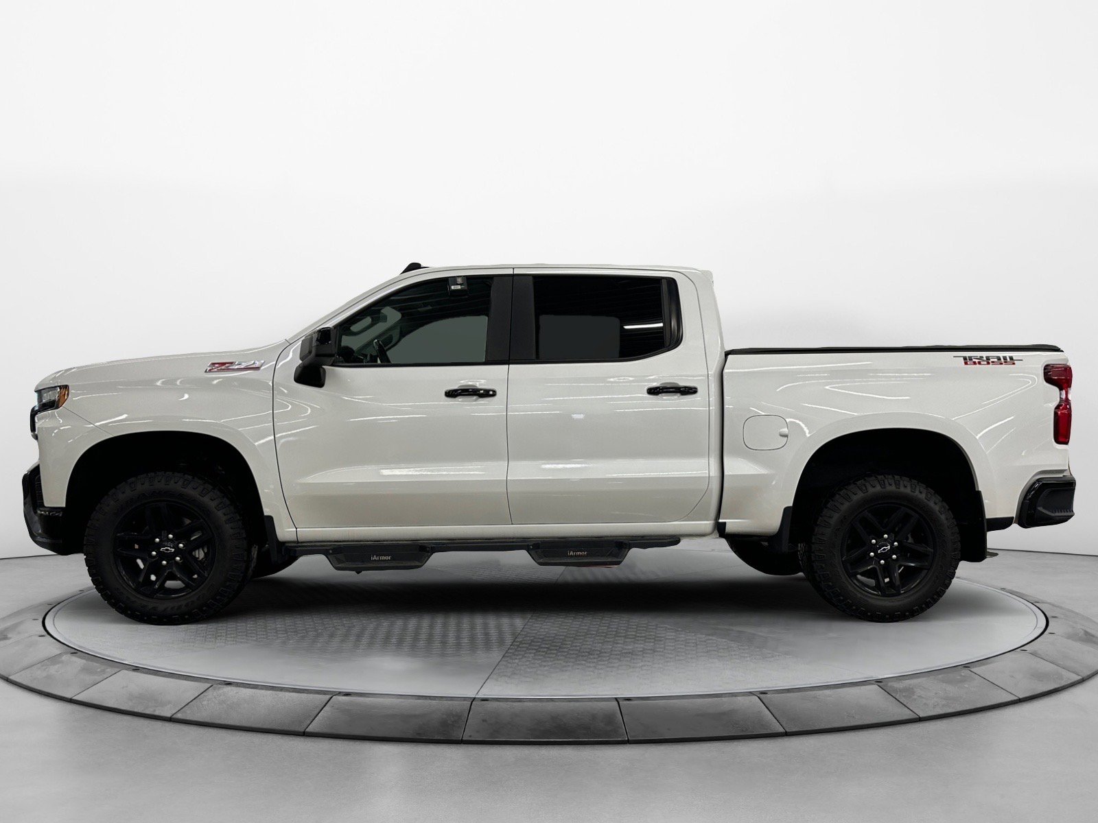 2021 Chevrolet Silverado 1500 LT Trail Boss photo 3