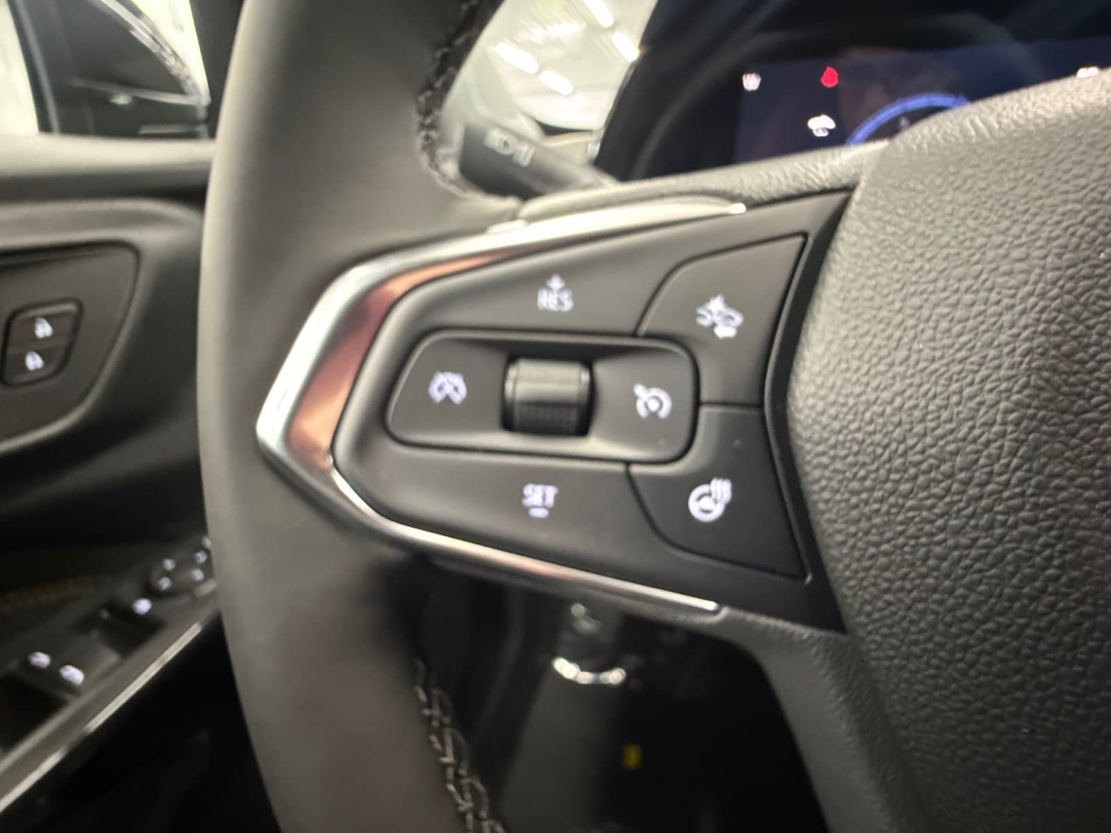 2026 Chevrolet Trax LT - Photo 16
