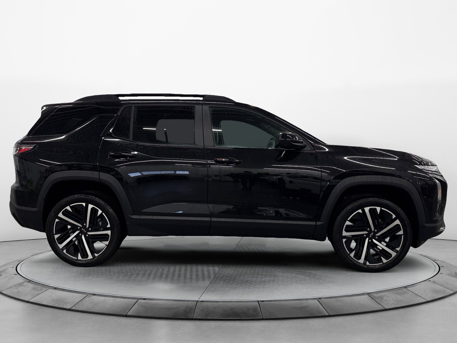 2026 Chevrolet Equinox RS photo 2