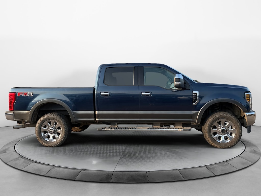 Used 2018 Ford Super Duty F-250 SRW Lariat 4WD Crew Cab 6.75 Box Truck Crew Cab