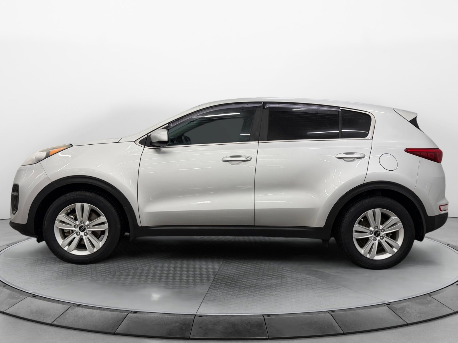 Used 2019 Kia Sportage LX with VIN KNDPM3ACXK7537997 for sale in Bloomer, WI