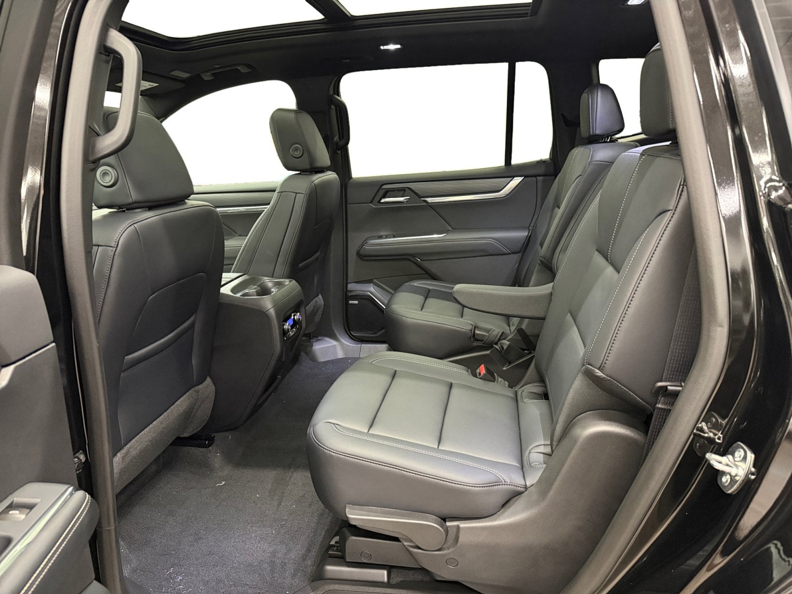 2027 GMC Acadia Elevation - Photo 9