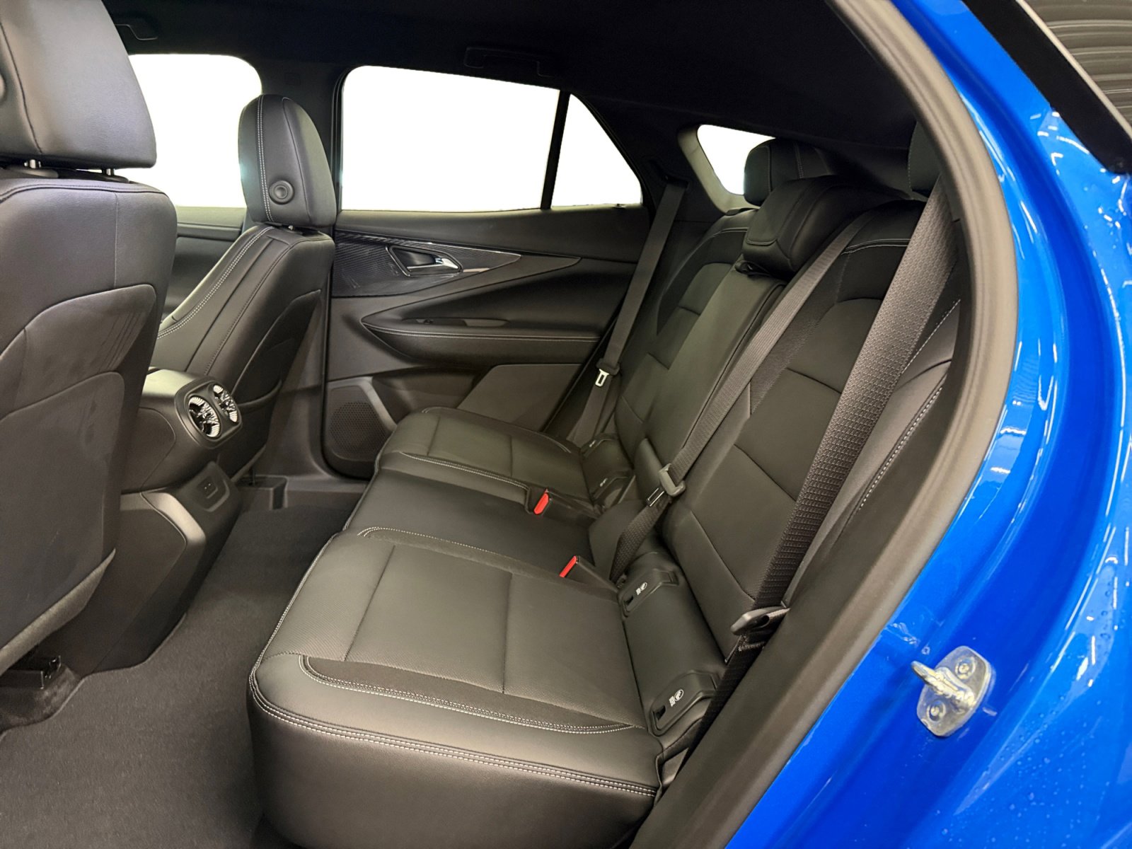 2025 Chevrolet Blazer EV LT - Photo 10