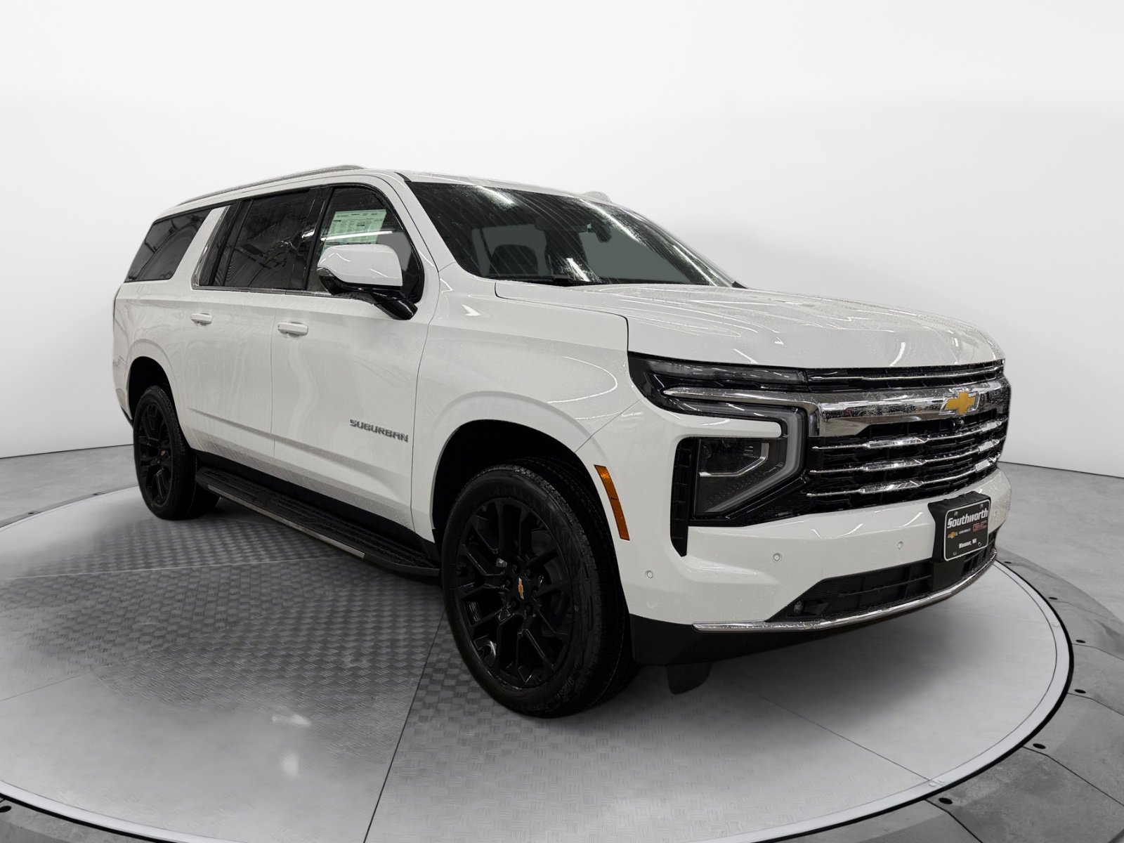 2026 Chevrolet Suburban LT photo 3