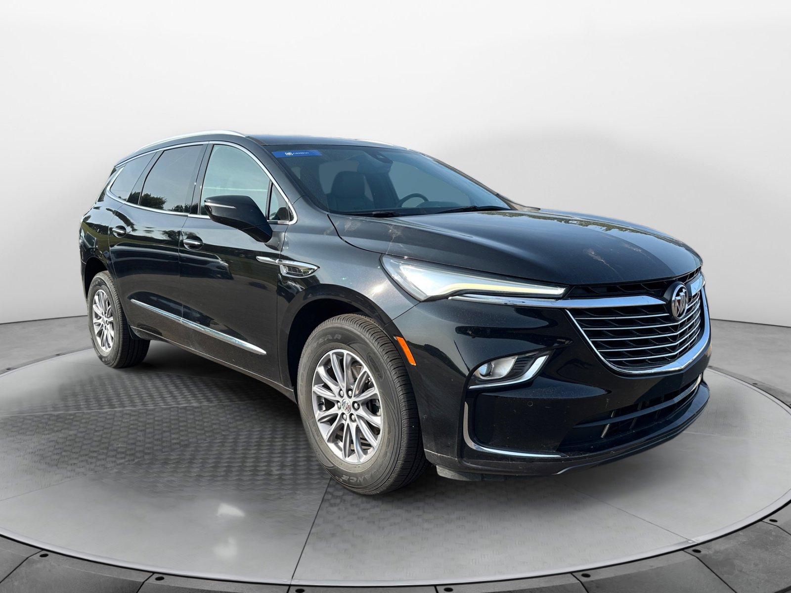 2023 Buick Enclave Essence photo 3
