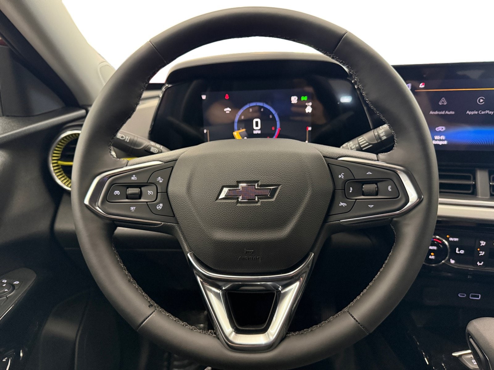 2026 Chevrolet Trax LT - Photo 15