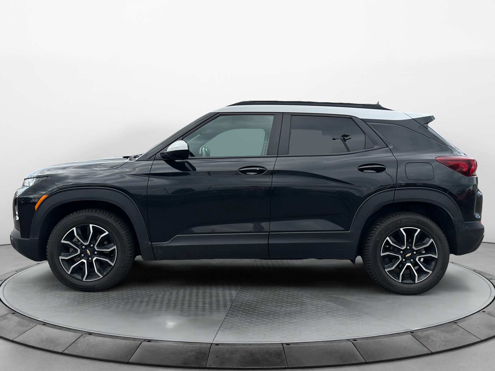 2021 Chevrolet Trailblazer ACTIV photo 3