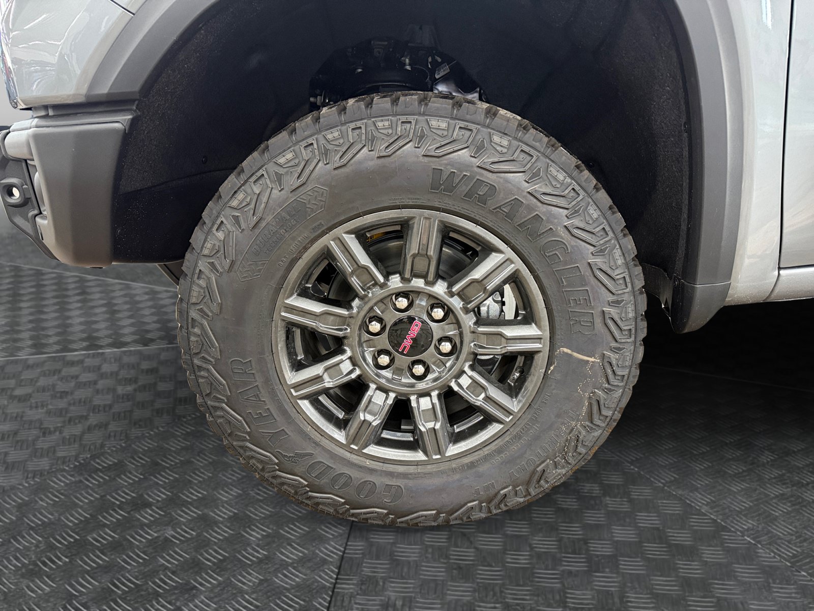 2026 GMC Sierra 1500 AT4X - Photo 38