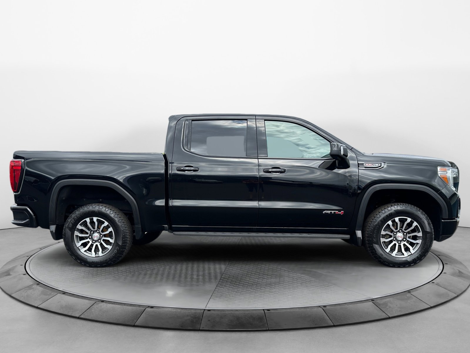 Used 2021 GMC Sierra 1500 AT4 with VIN 3GTP9EEL3MG115391 for sale in Bloomer, WI