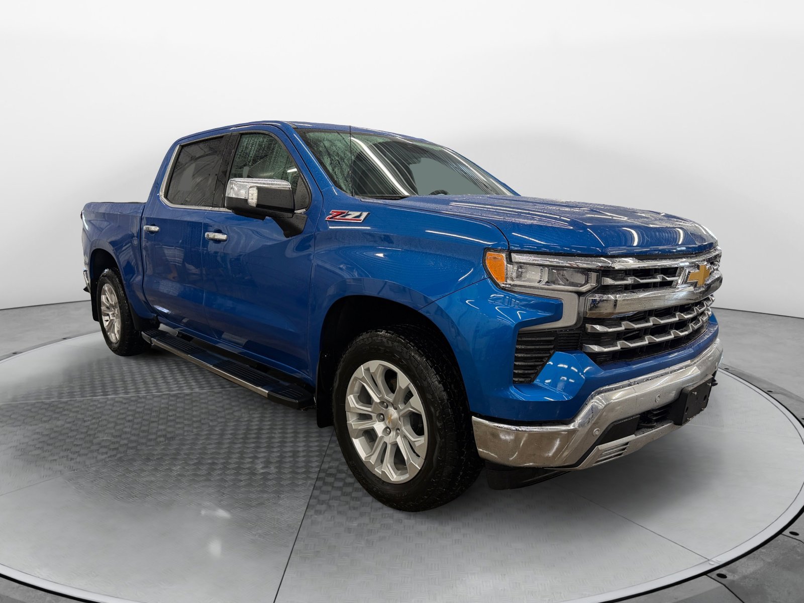 2024 Chevrolet Silverado 1500 LTZ photo 4