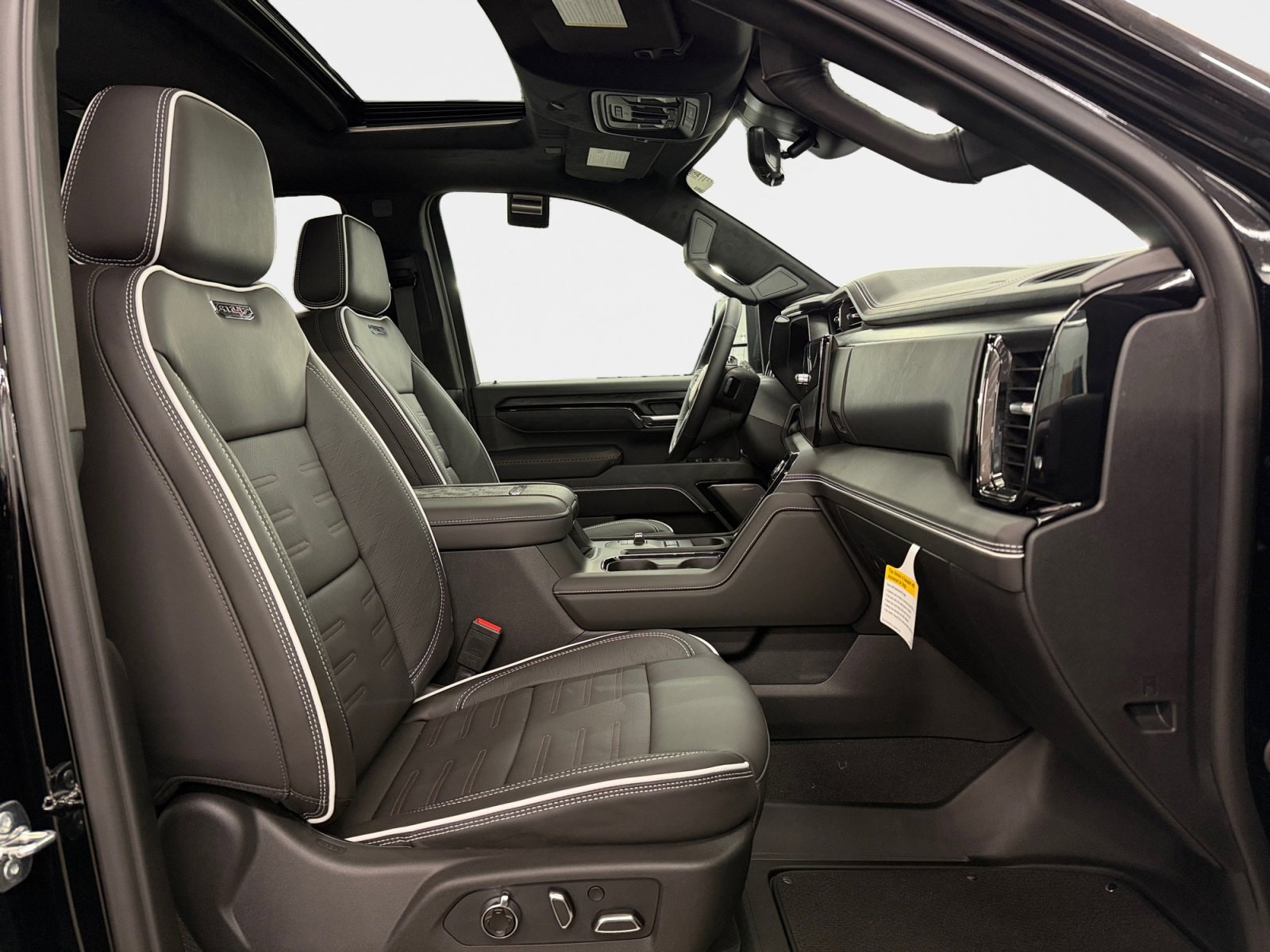 2026 GMC Sierra 2500HD AT4X - Photo 10