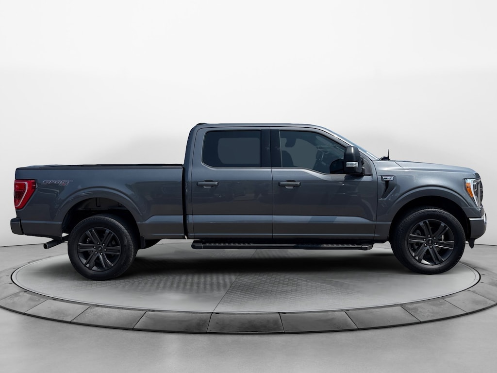 Used 2023 Ford F-150 XLT 4WD SuperCrew 5.5 Box Truck SuperCrew Cab