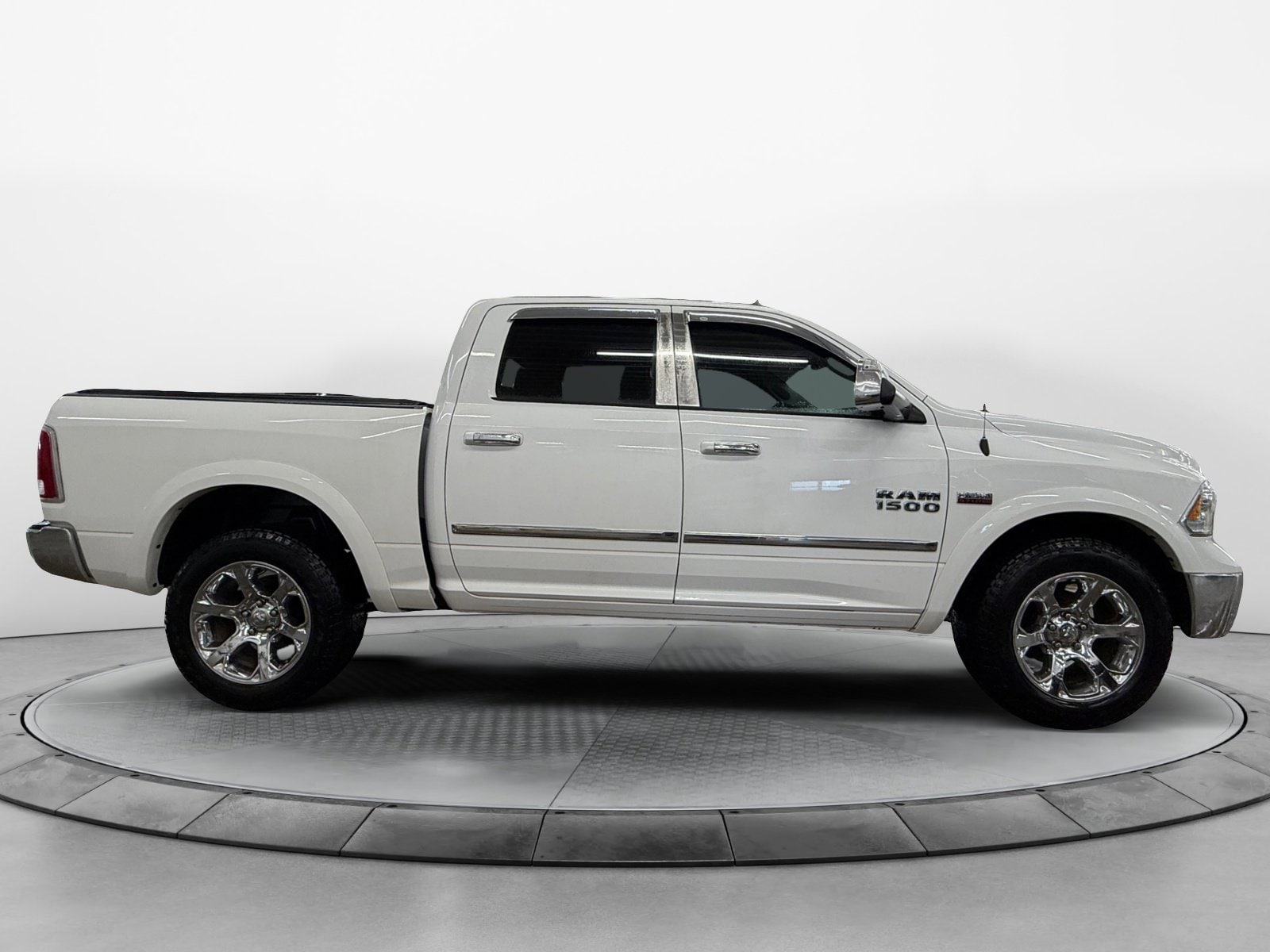 2018 RAM 1500 Laramie's photo
