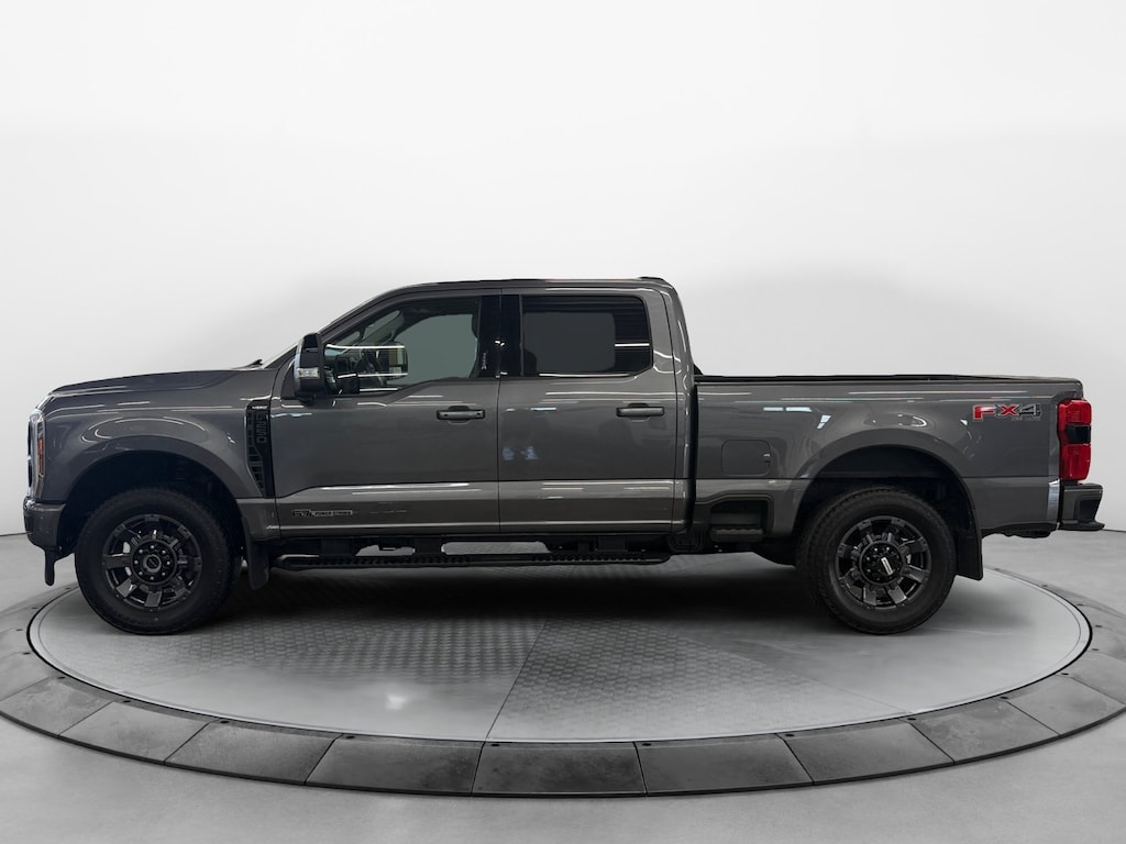 Used 2024 Ford Super Duty F-250 SRW LARIAT Truck Crew Cab