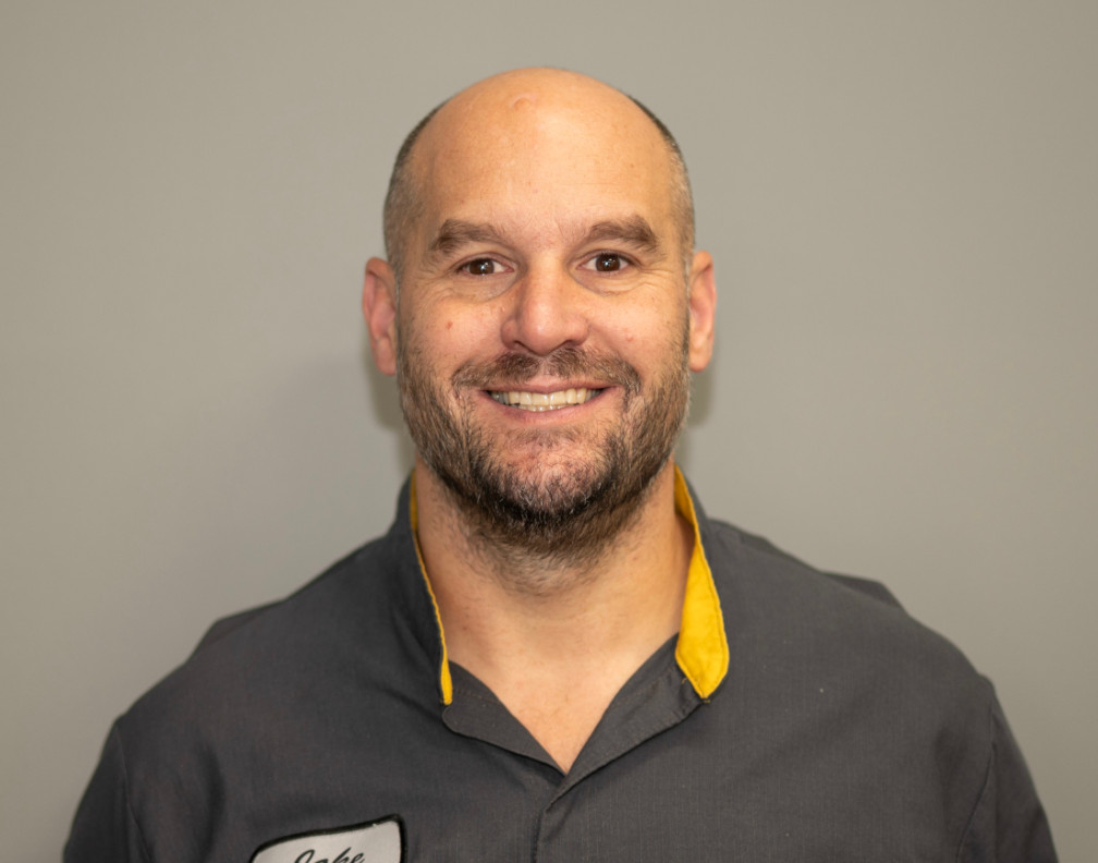 Staff member Jake Turner from ID_29e07a