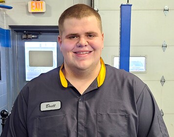 Staff member Brett Brodt from ID_ae48e7