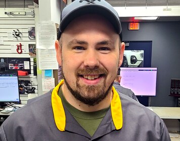 Staff member Jacob Munger from ID_29e07a