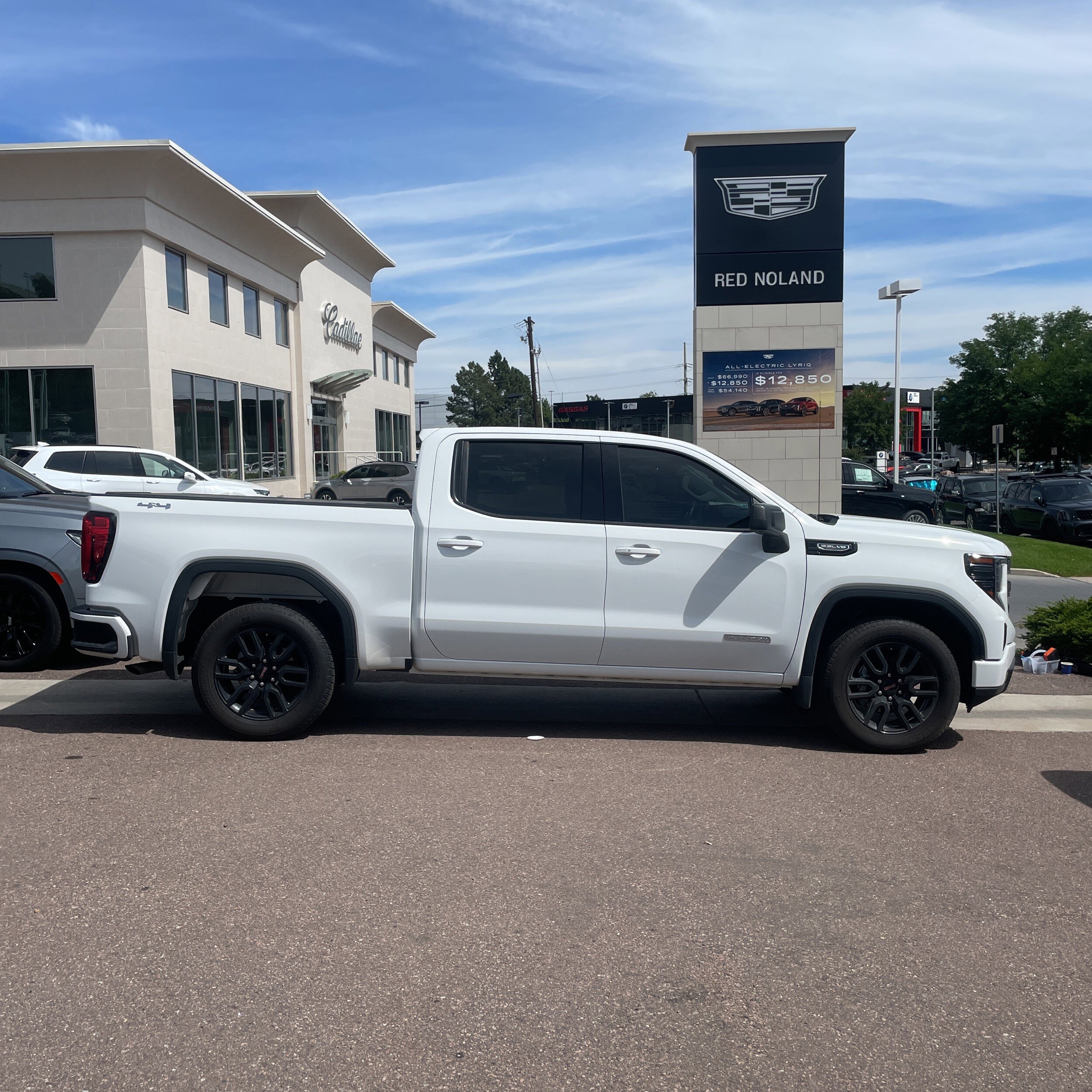 2023 Gmc Sierra 1500 Elevation photo 2