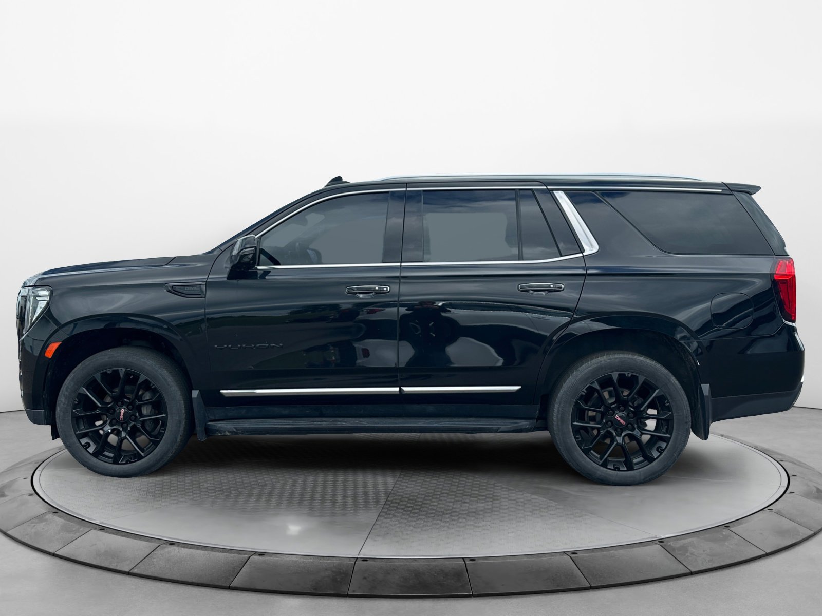 2022 Gmc Yukon SLT photo 3