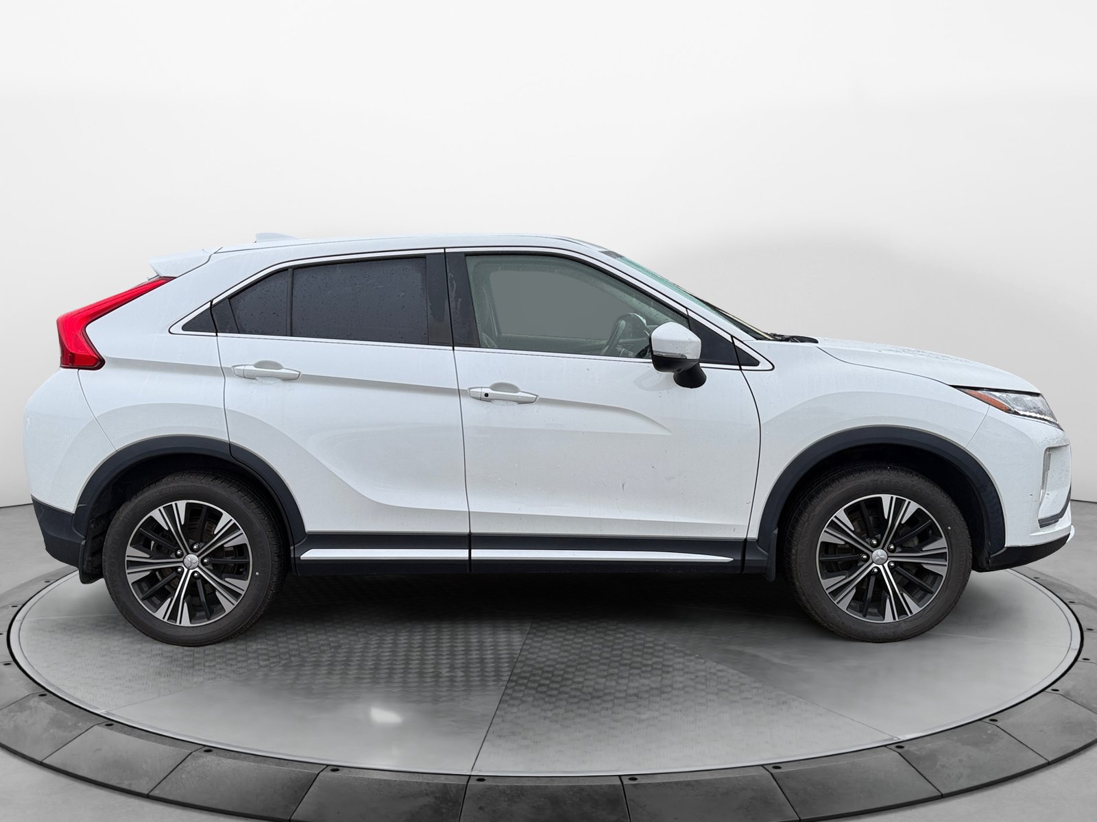 Used 2018 Mitsubishi Eclipse Cross SEL with VIN JA4AT5AA8JZ047929 for sale in Bloomer, WI