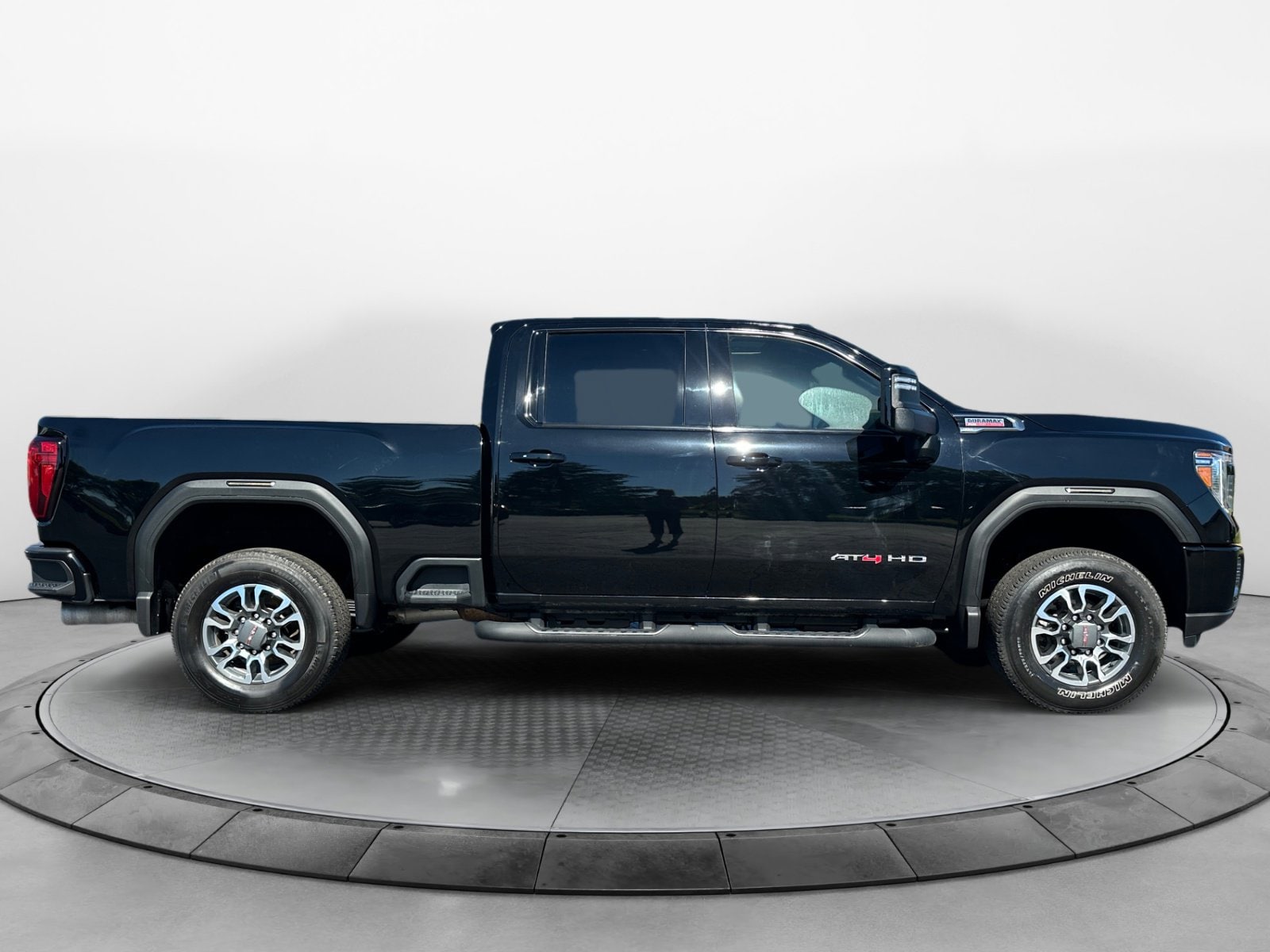 Used 2022 GMC Sierra 2500HD AT4 with VIN 1GT19PEY9NF238693 for sale in Bloomer, WI