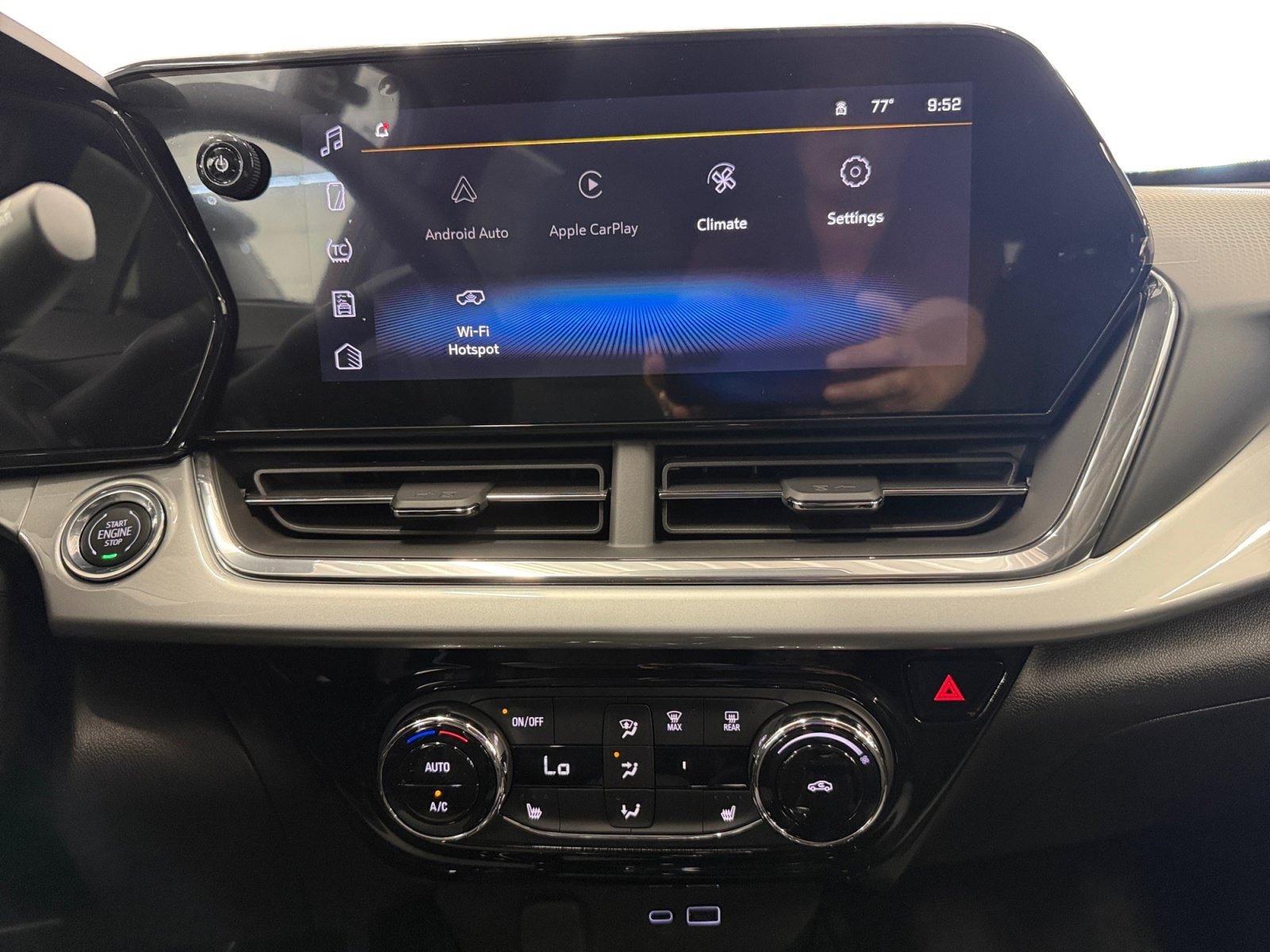 2026 Chevrolet Trax LT - Photo 19