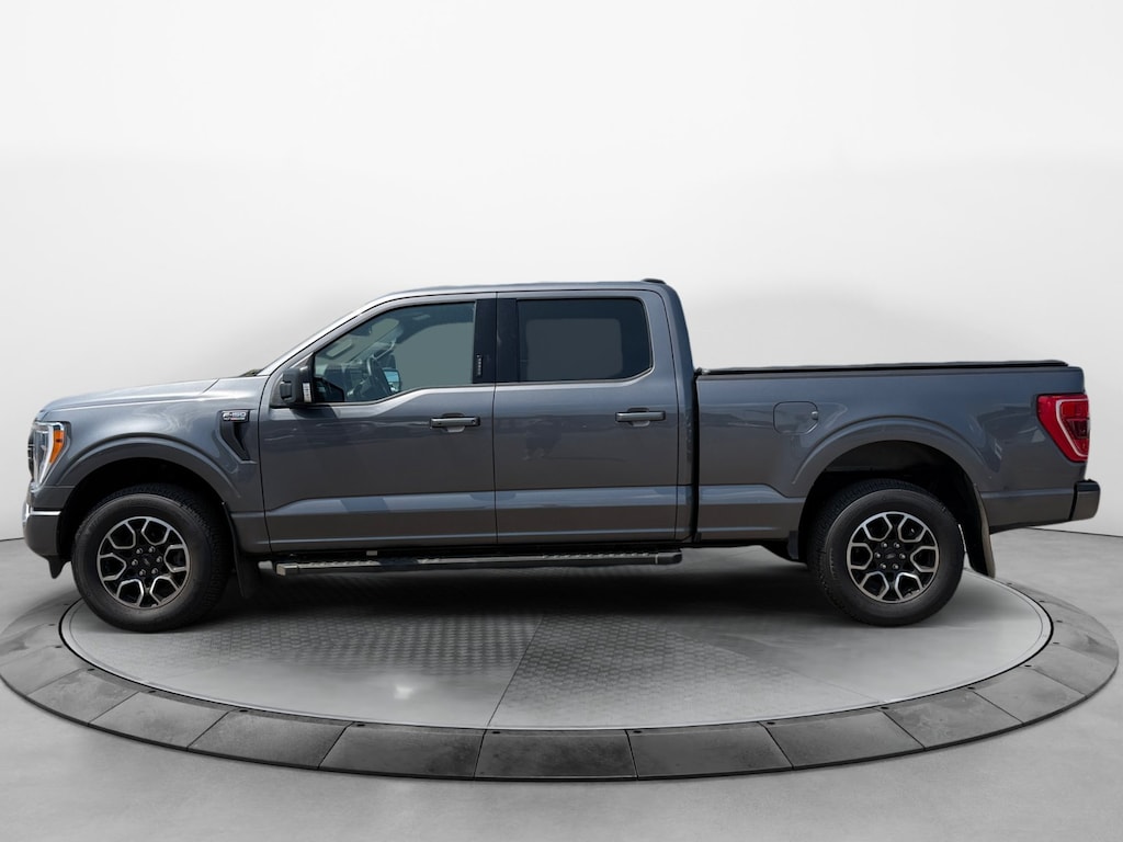 Used 2023 Ford F-150 XLT 4WD SuperCrew 5.5 Box Truck SuperCrew Cab