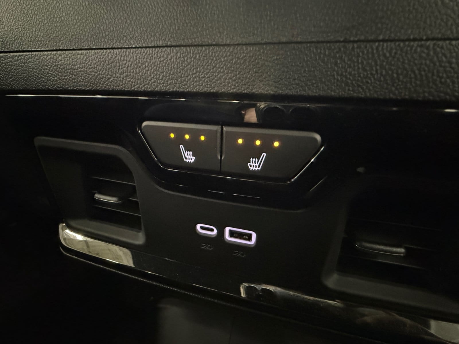 2026 GMC Sierra 1500 AT4 - Photo 21