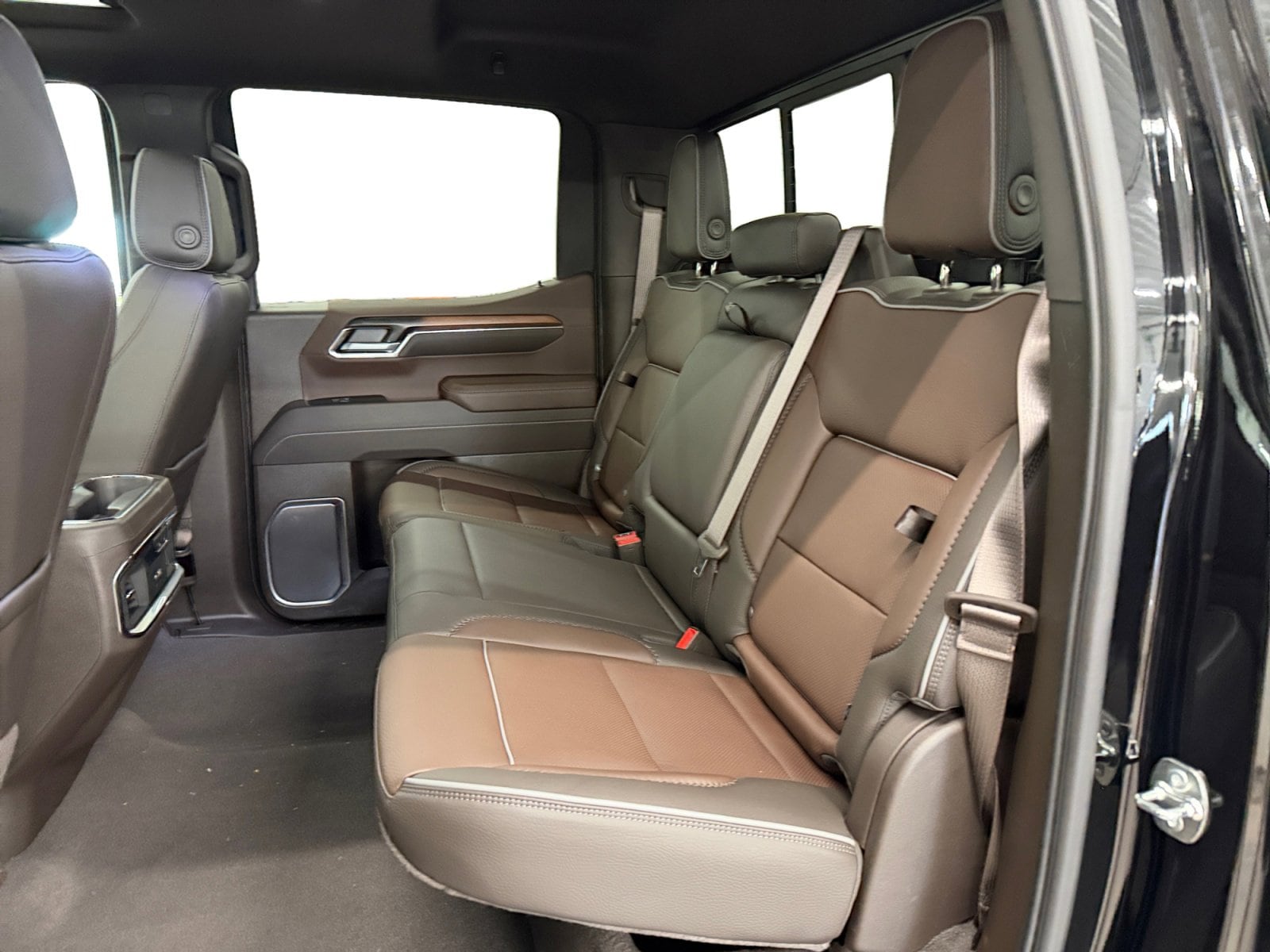 2026 GMC Sierra 1500 Denali - Photo 9