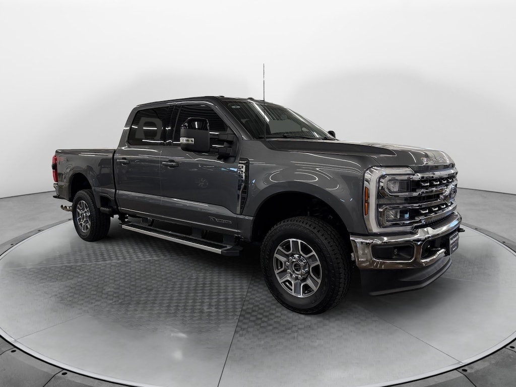Used 2024 Ford Super Duty F-250 SRW LARIAT Truck Crew Cab