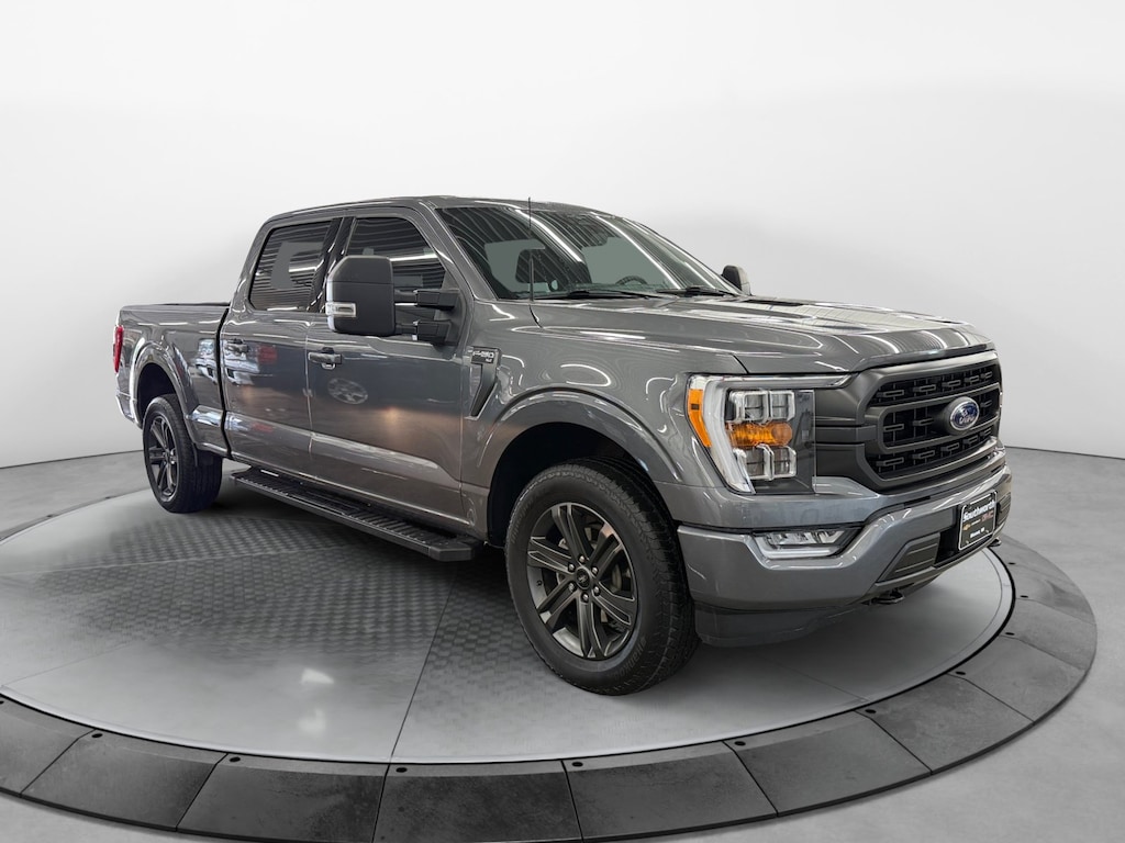 Used 2023 Ford F-150 XLT 4WD SuperCrew 5.5 Box Truck SuperCrew Cab