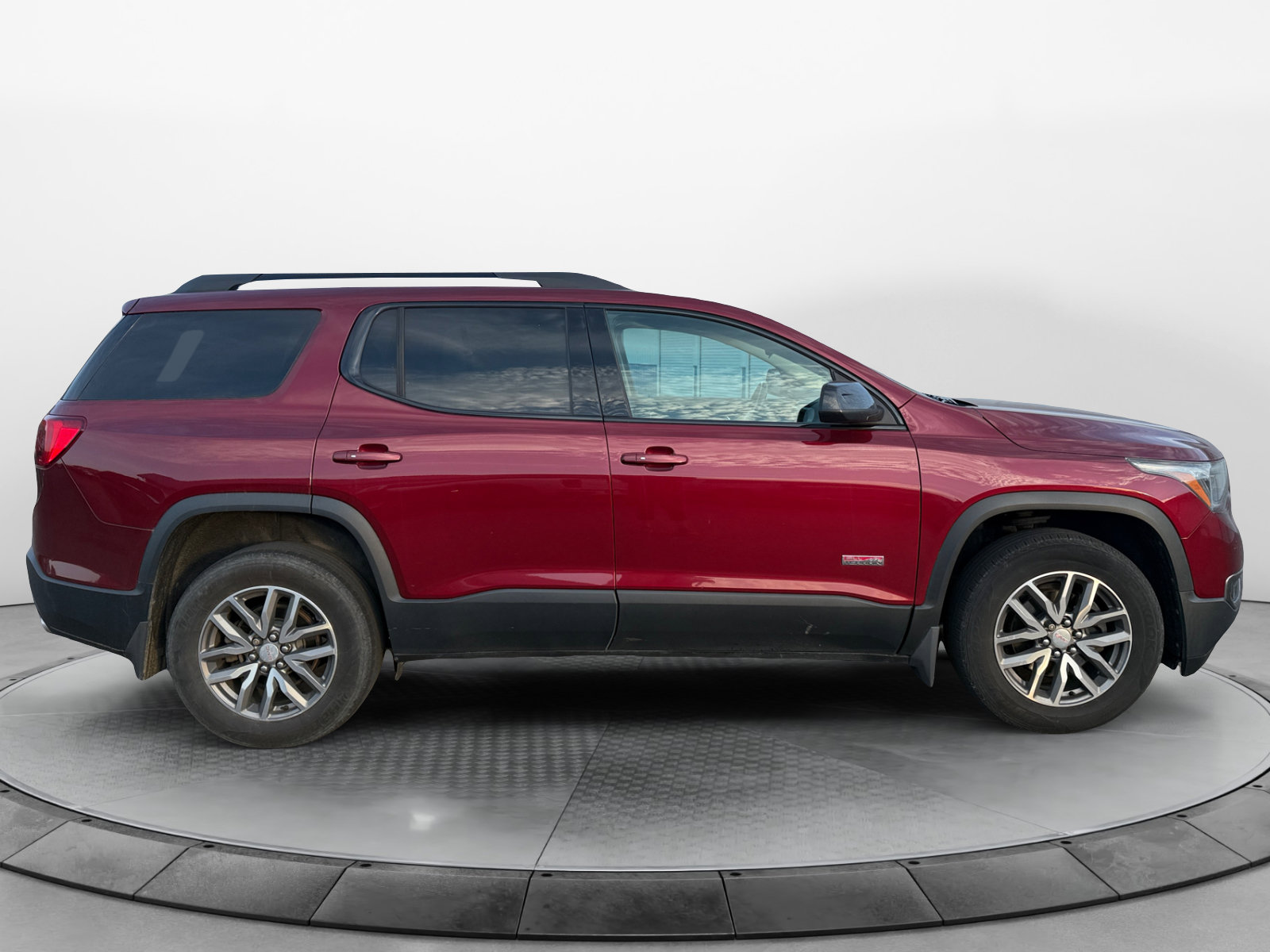 Used 2018 GMC Acadia SLE-2 with VIN 1GKKNTLS5JZ157016 for sale in Bloomer, WI