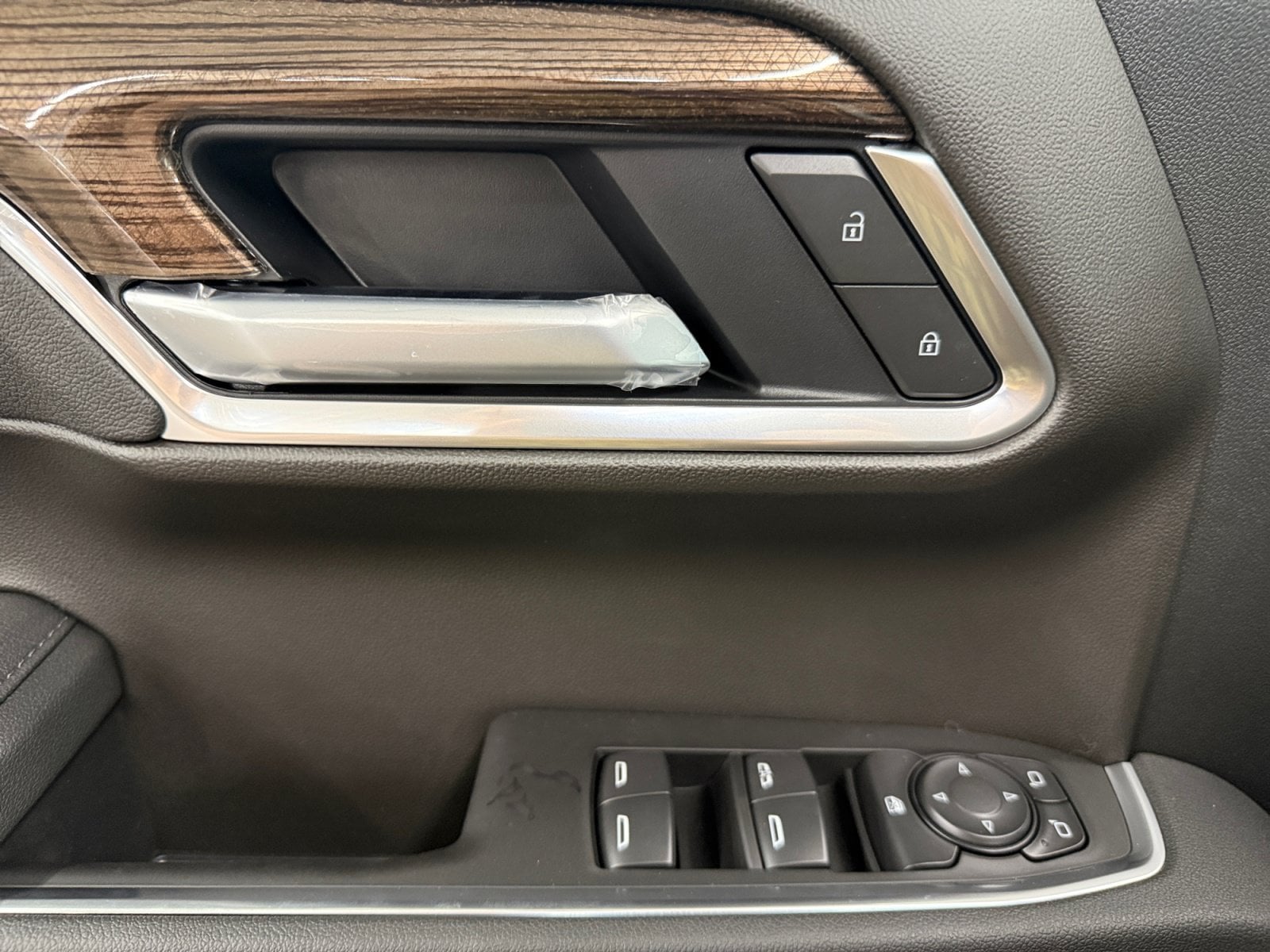 2026 Chevrolet Silverado 1500 LT - Photo 24