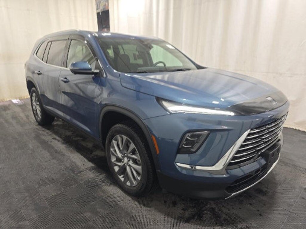 Used 2025 Buick Enclave Preferred SUV