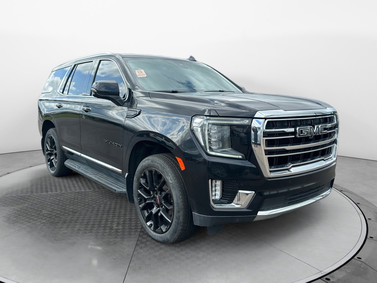 2022 Gmc Yukon SLT photo 4