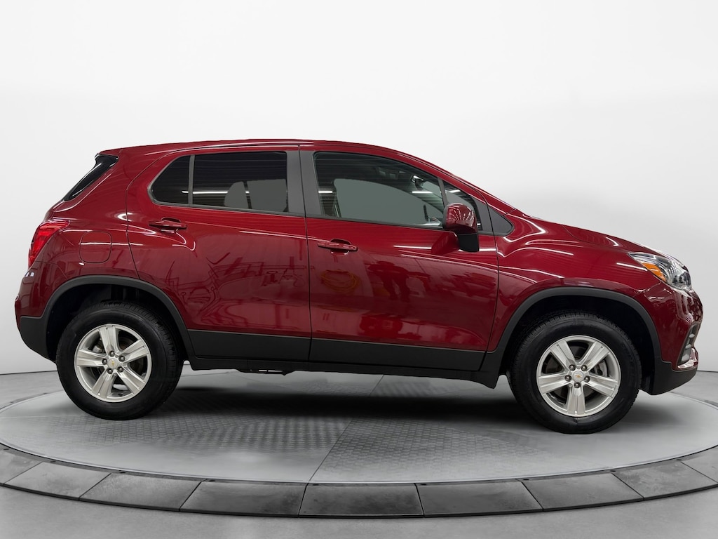 Used 2021 Chevrolet Trax LS SUV