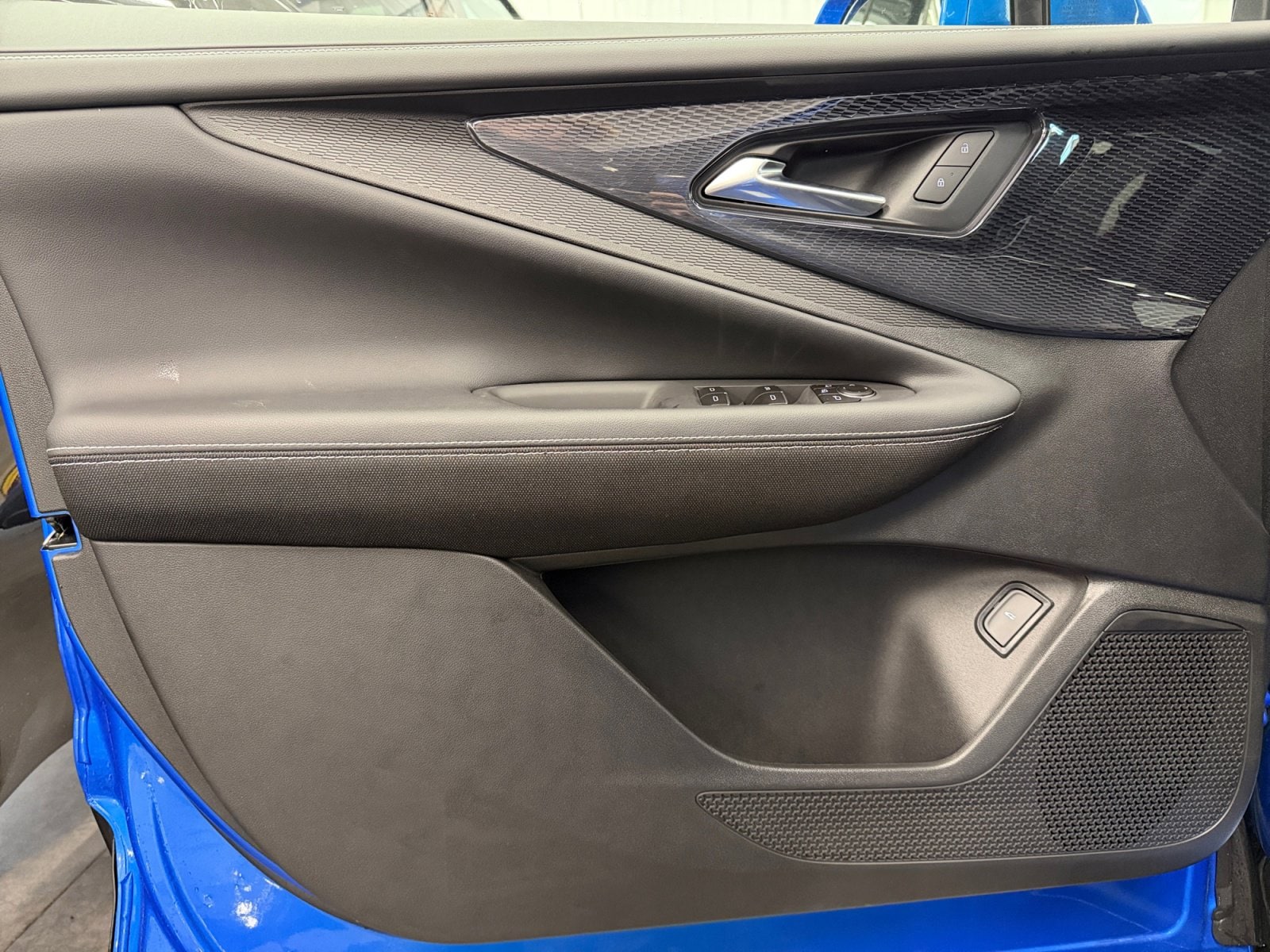 2025 Chevrolet Blazer EV LT - Photo 21