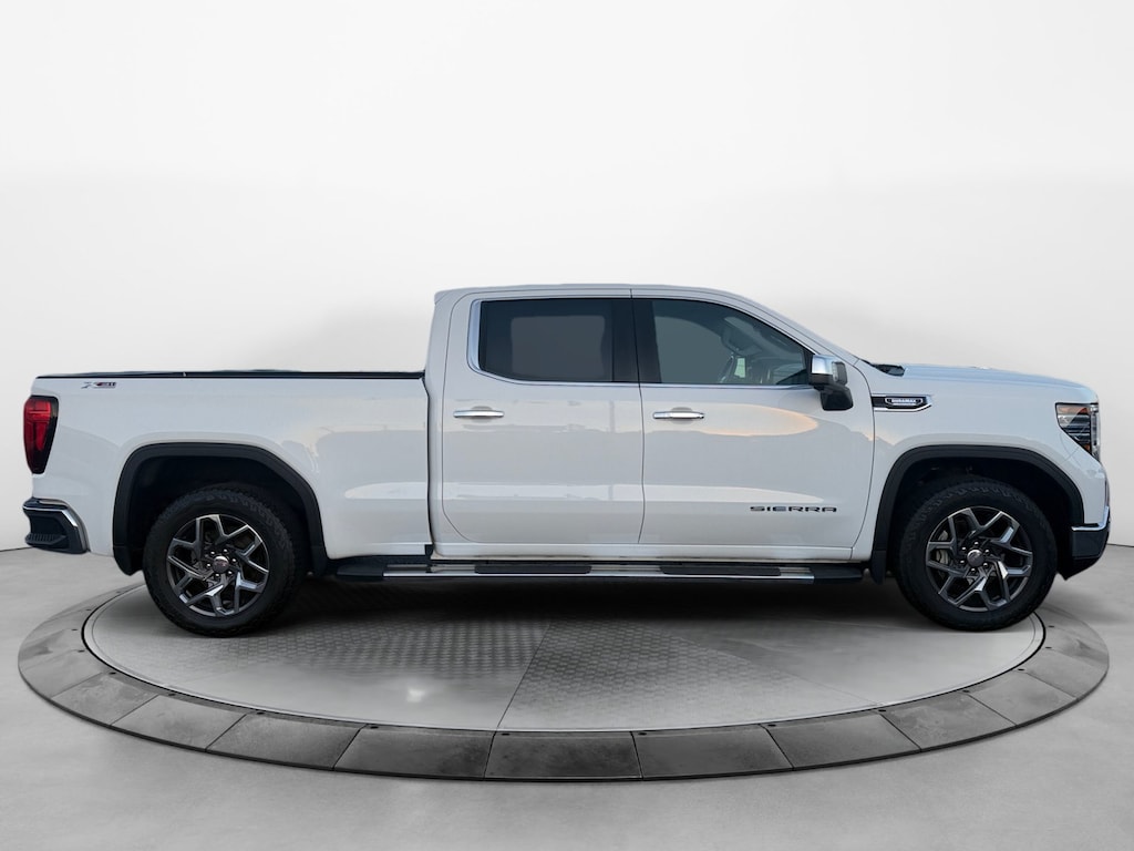 Used 2022 GMC Sierra 1500 SLT Truck Crew Cab