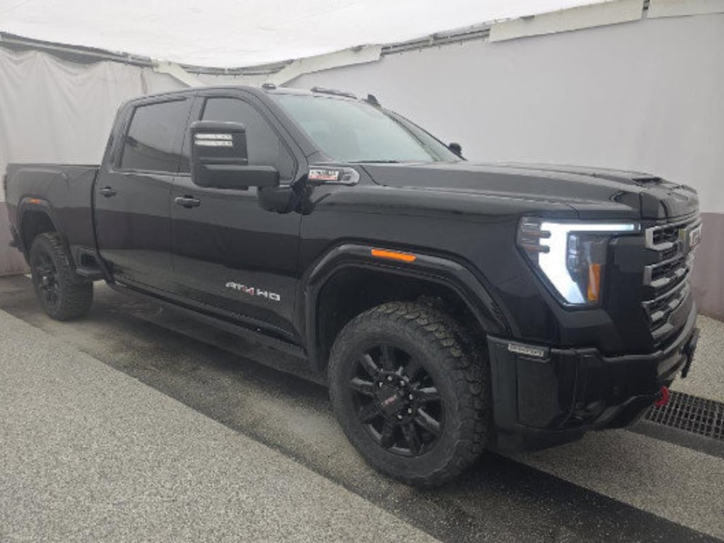 Used 2025 GMC Sierra 2500HD AT4 Truck Crew Cab
