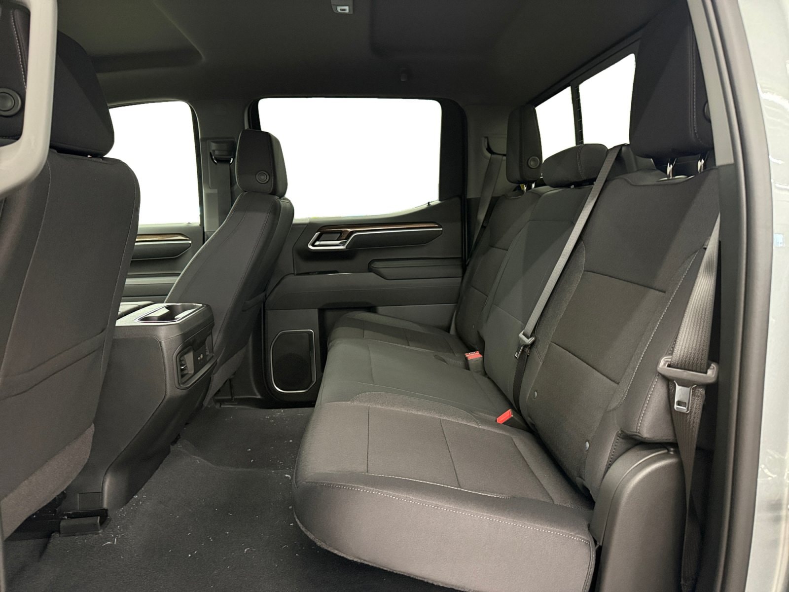 2026 Chevrolet Silverado 1500 LT - Photo 10