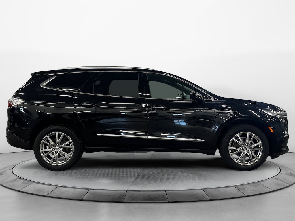 Used 2023 Buick Enclave Essence SUV