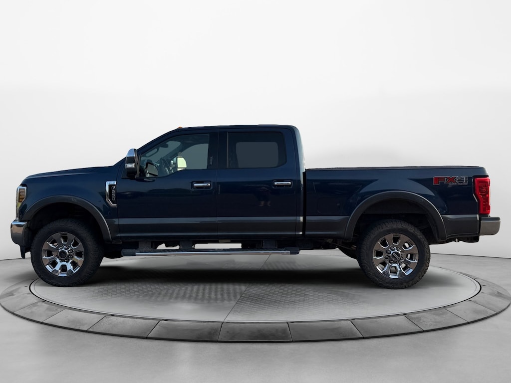 Used 2018 Ford Super Duty F-250 SRW Lariat 4WD Crew Cab 6.75 Box Truck Crew Cab